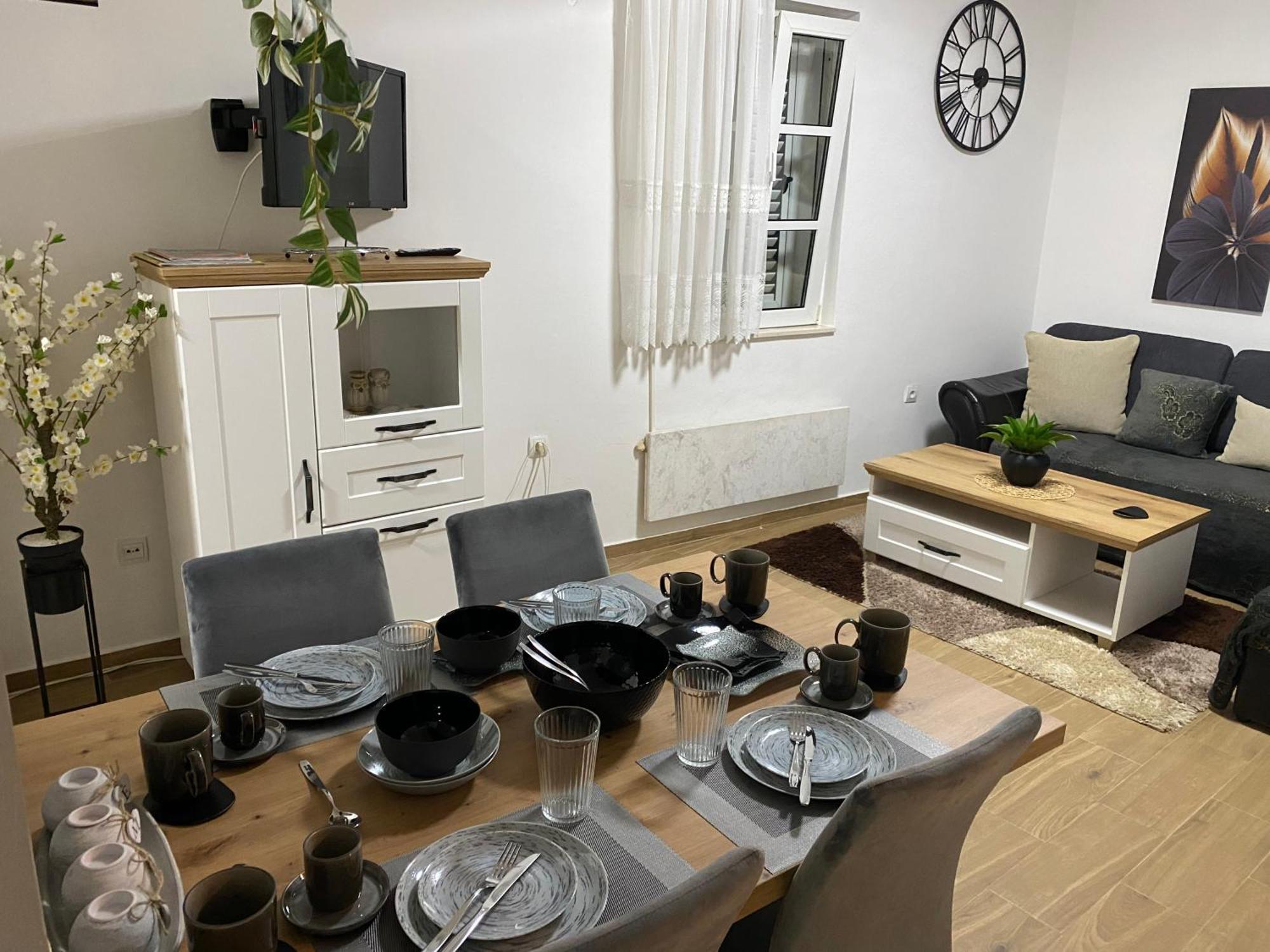 Apartment Stan Stari Grad Budva