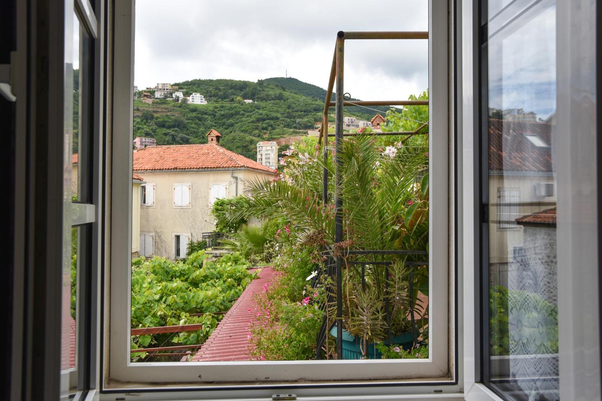 Apartment Stan Stari Grad *